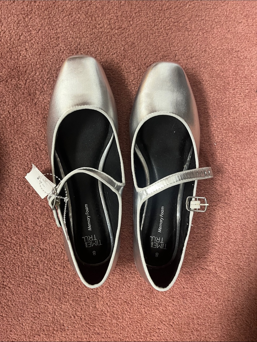 Time and Tru Metallic Silver Mary Jane Flats - Picture 1 of 1